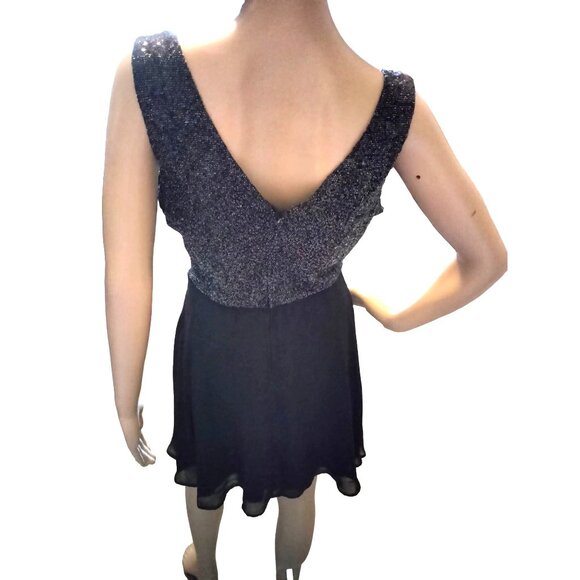 Charlotte Russe Sleeveless Sequin Chiffon Fit & Flare Cocktail Dress Size Large - Picture 5 of 6